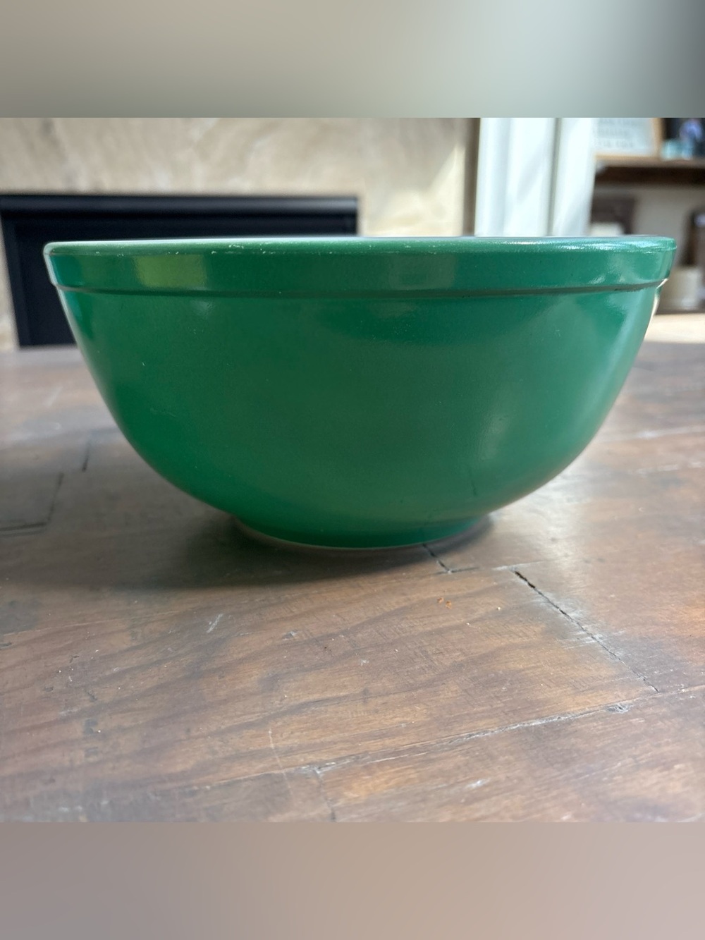 Vintage green Pyrex bowl 2.5 quarts pre-model number